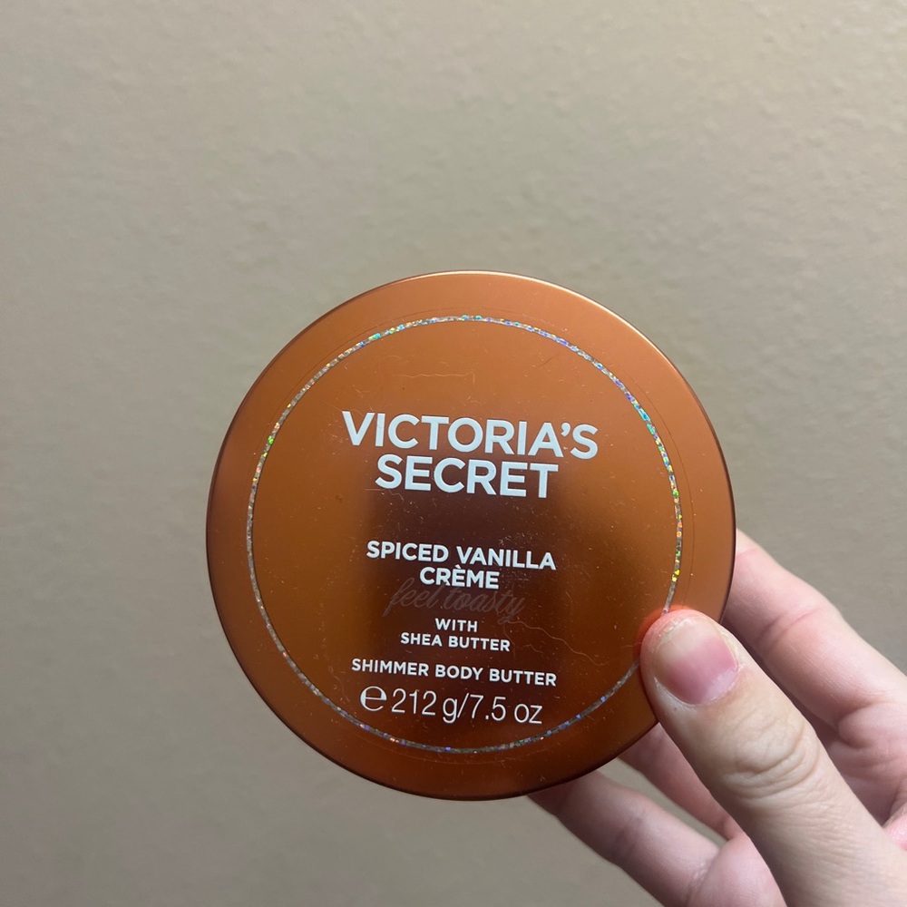 Victoria’s Secret Vanilla Creme Feel Toasty Creamy Shimmer Body Butter
